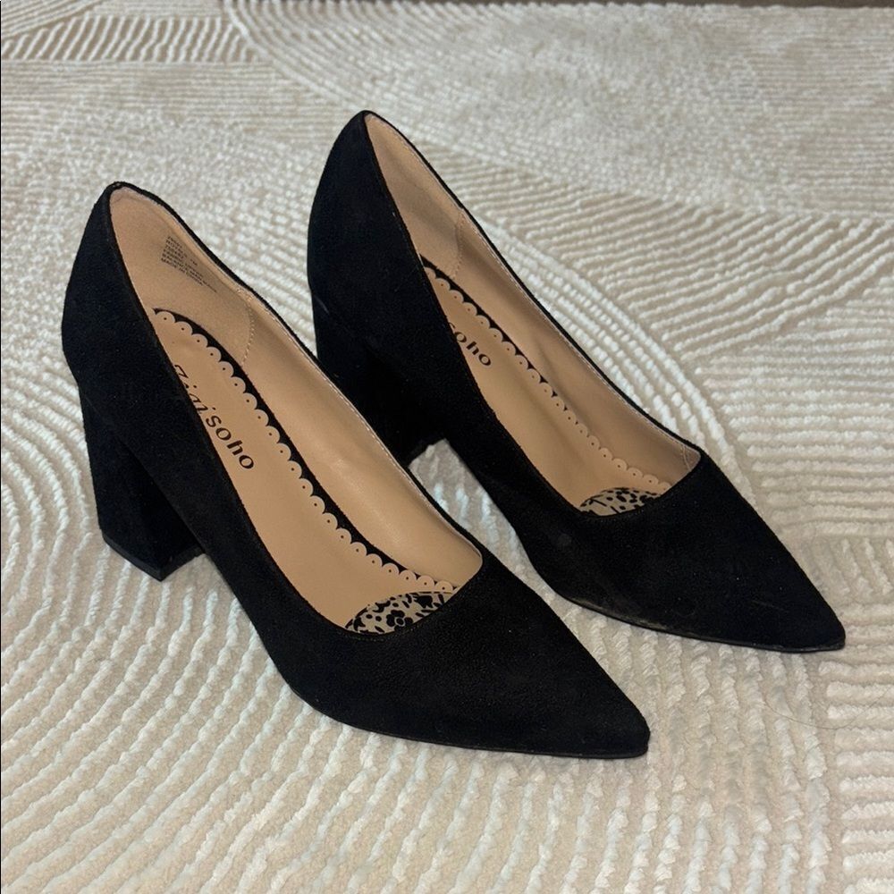 Zigi Soho Black Heels Sleek Pointed Toe